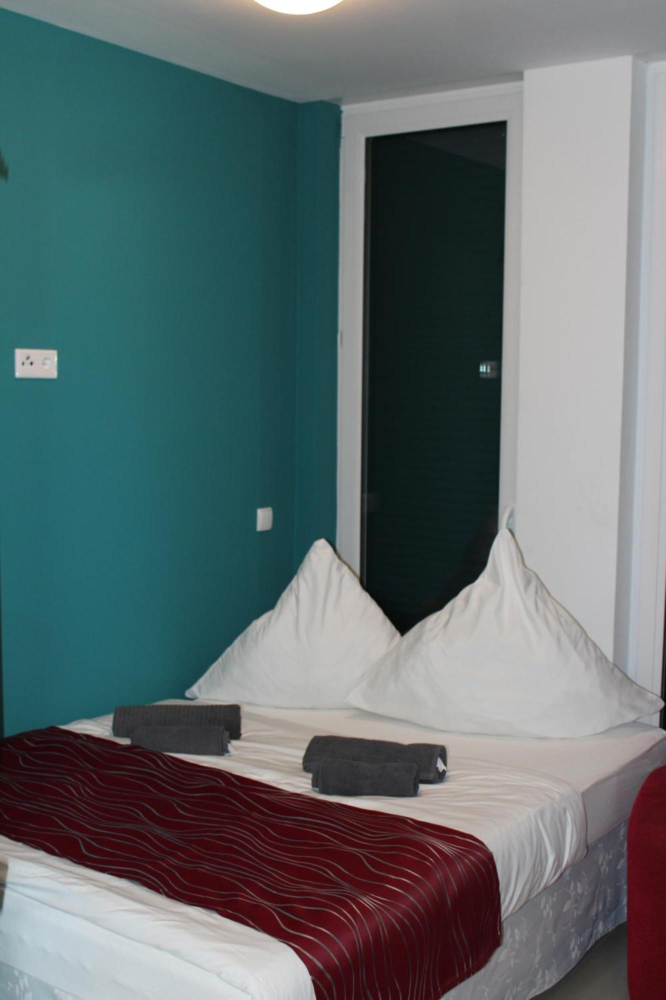 Momomotel - Self Check-In Hotel Am Stadion Κολωνία Εξωτερικό φωτογραφία